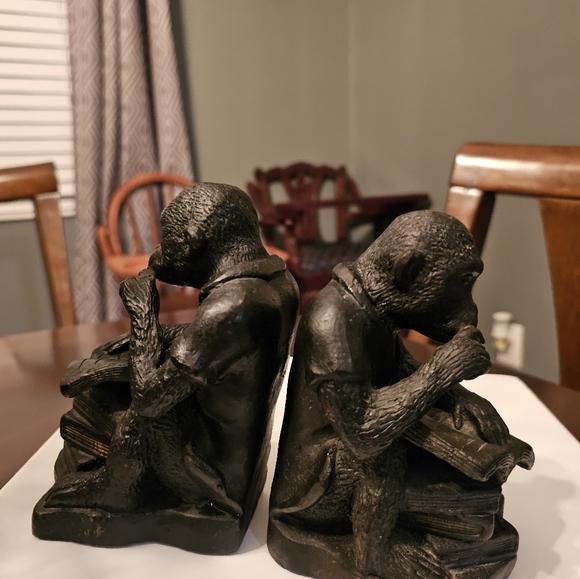 Cast Iron Monkey reading book figurines bookends - Picture 8 of 8